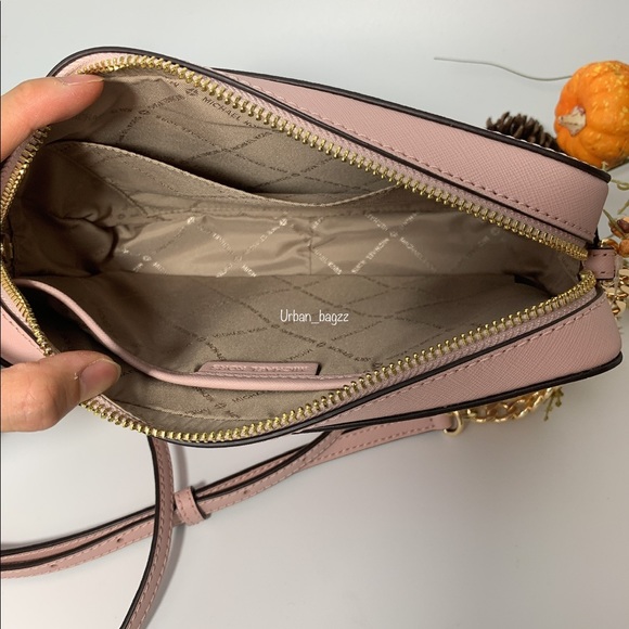 Michael Kors Jet Set Item Large EW Crossbody - Picture 7 of 11